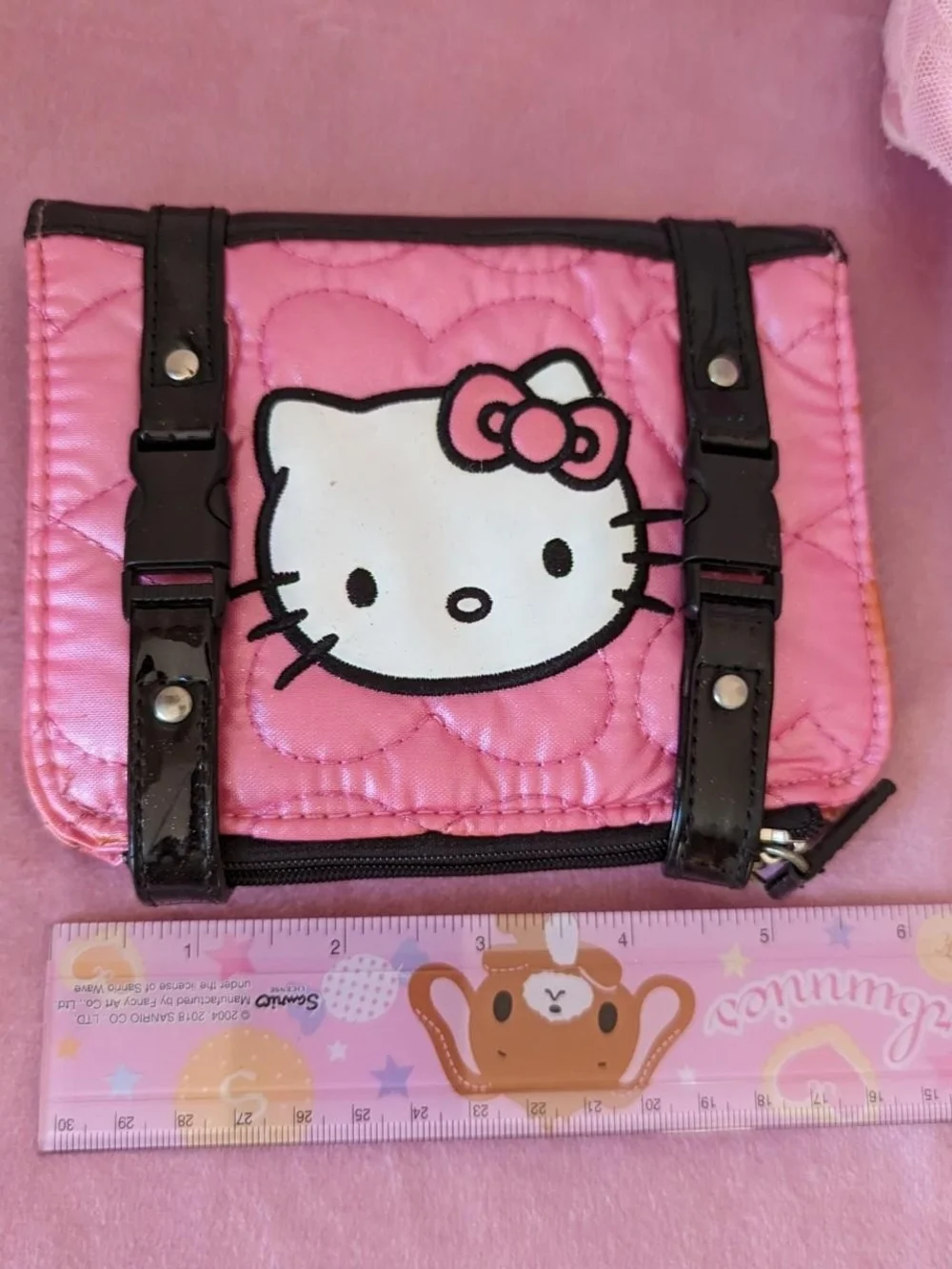 Hello Kitty Pink Wallet Puffer Jacket Look Surface